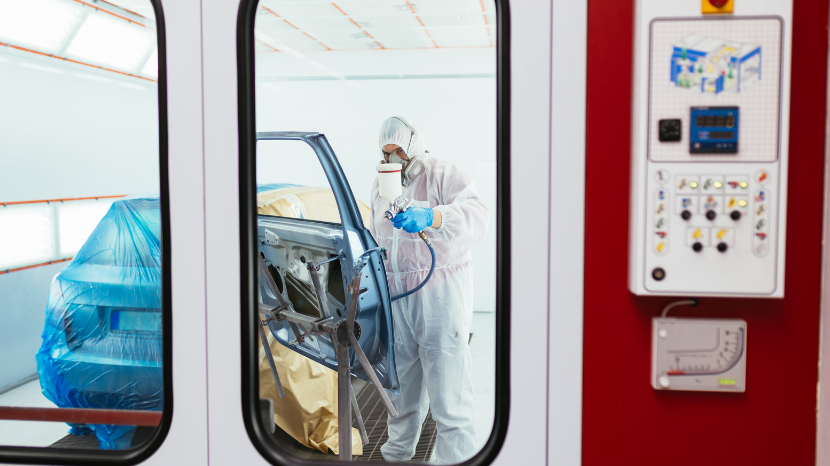 ¿Cómo funciona una cabina de pintura automotriz?
