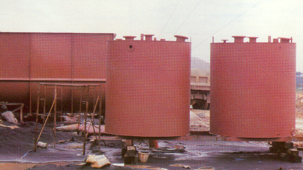 Corrosion protection for filtration equipment